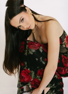 Hannah Cheramy - Image 43