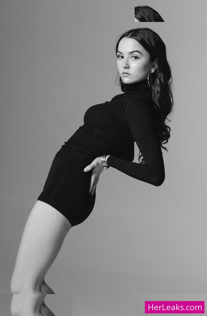 Hannah Cheramy - Image 11