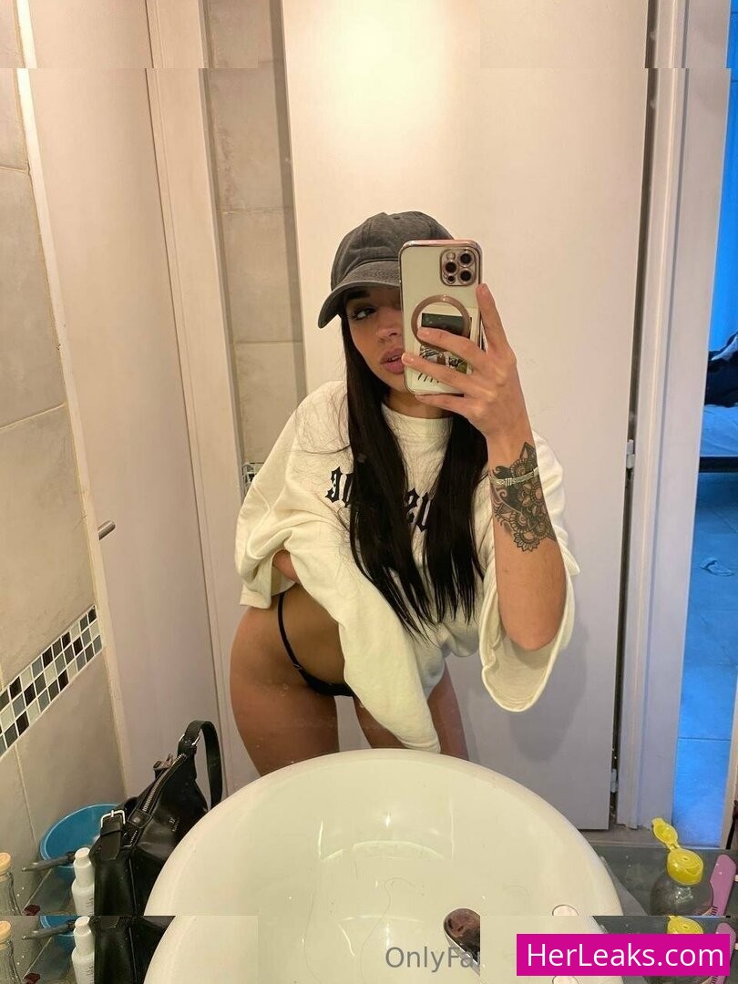 hottie.mari - Image 100