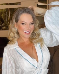Joice Hasselmann - Image 155