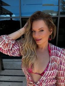 Joice Hasselmann - Image 65
