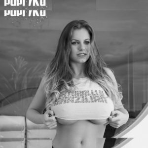 Julia Garcia - Image 82