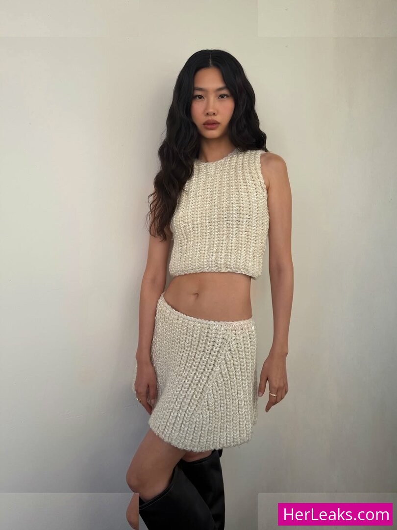 Jung Ho-yeon - Image 18