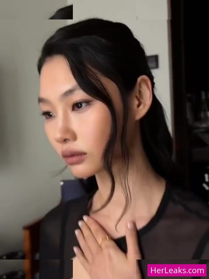 Jung Ho-yeon - Image 10