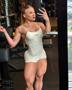 Leticia Sogiro - Image 14