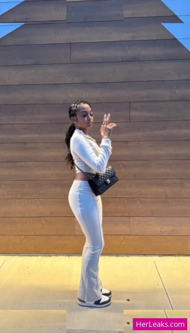 lexi-vee-1