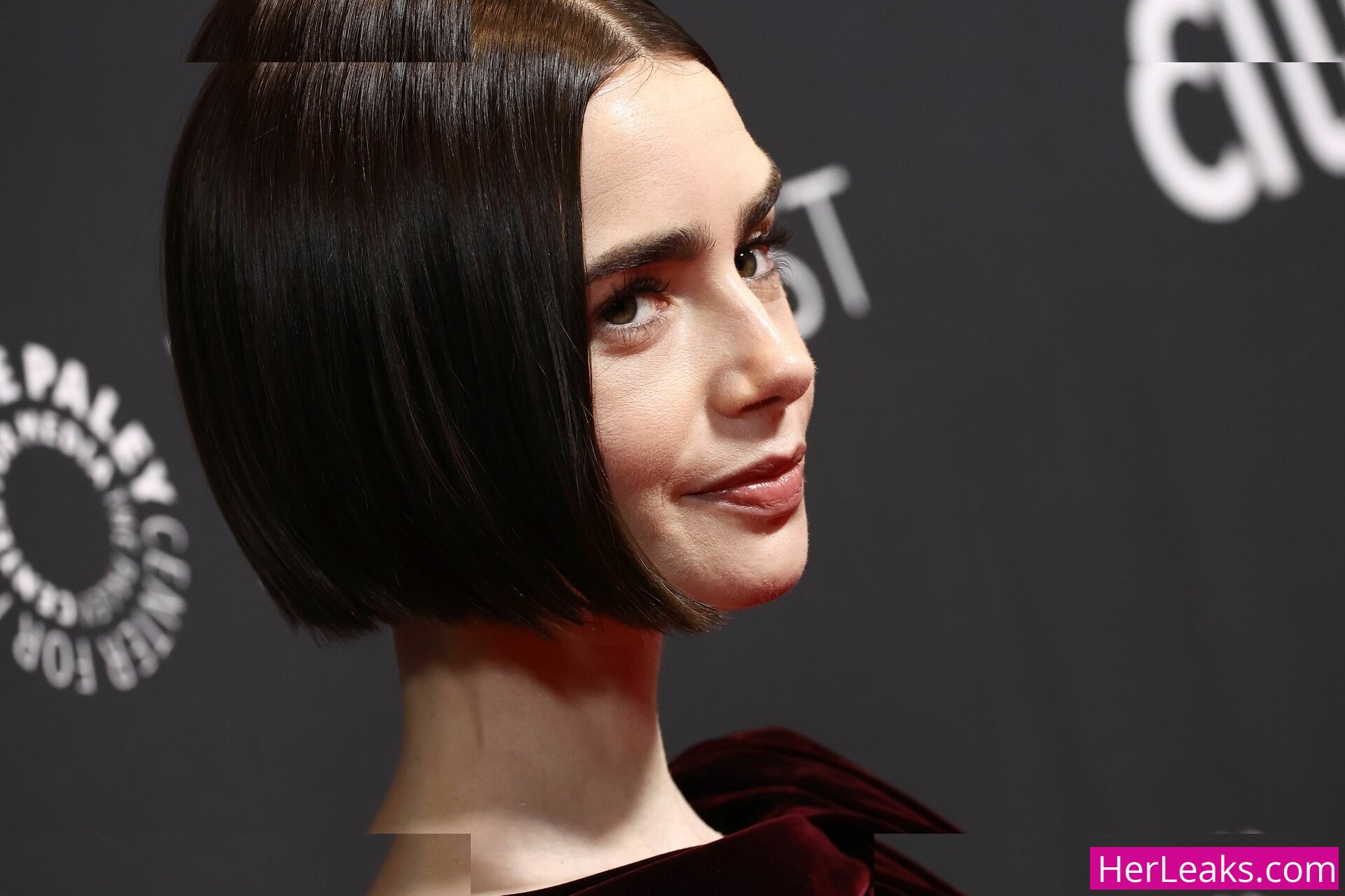 Lily Collins - Image 189