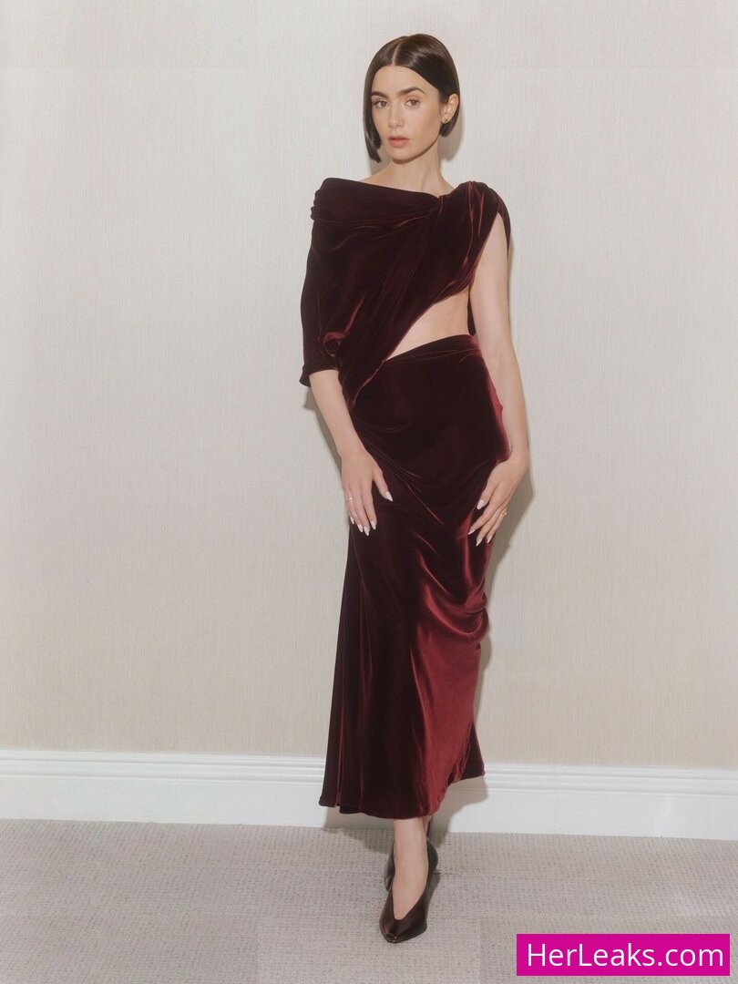 Lily Collins - Image 184