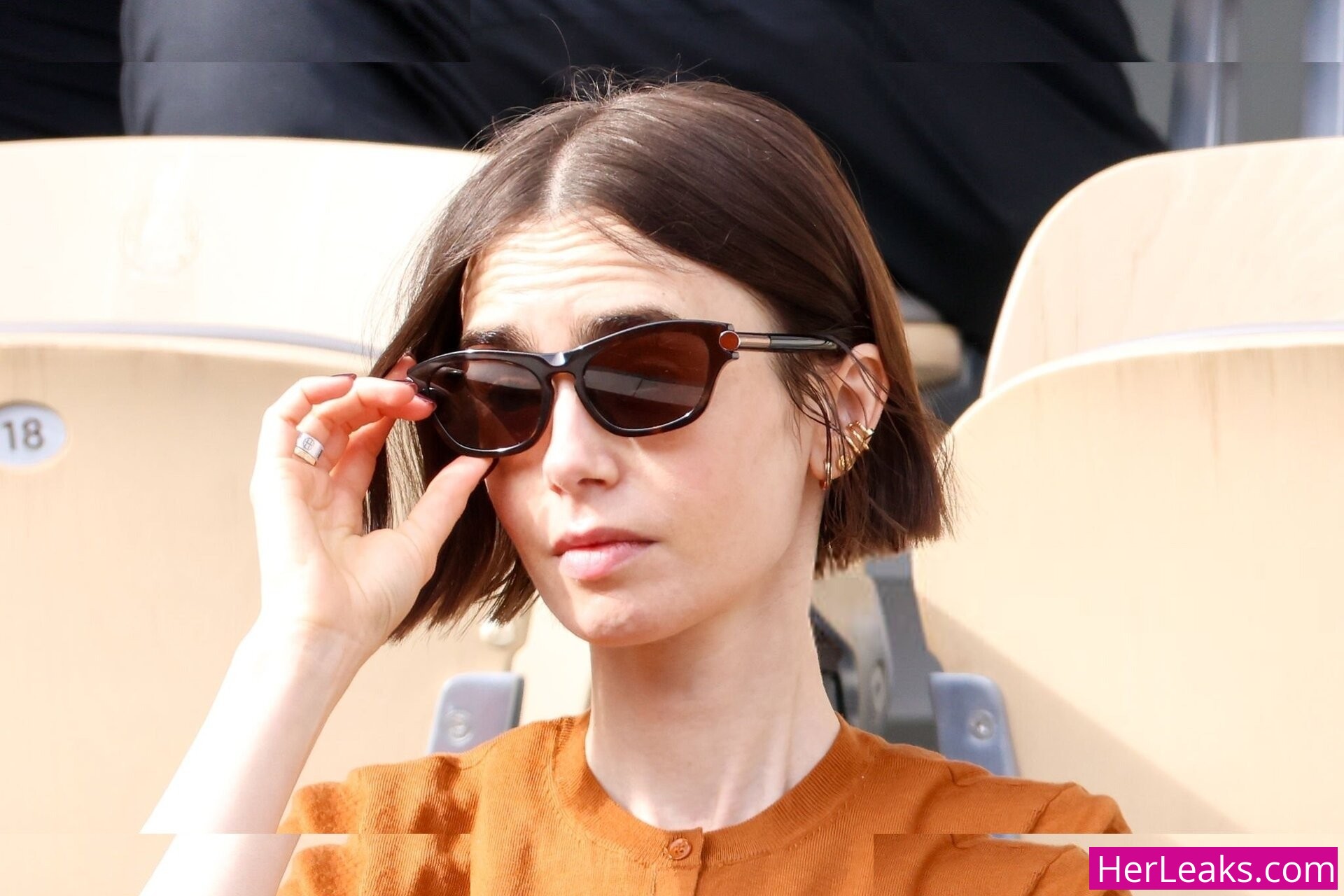 Lily Collins - Image 40