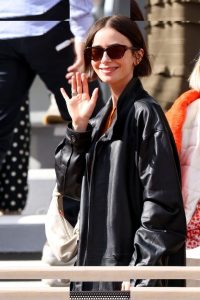 Lily Collins - Image 32