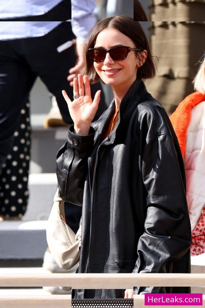 Lily Collins - Image 32