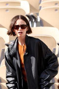 Lily Collins - Image 12