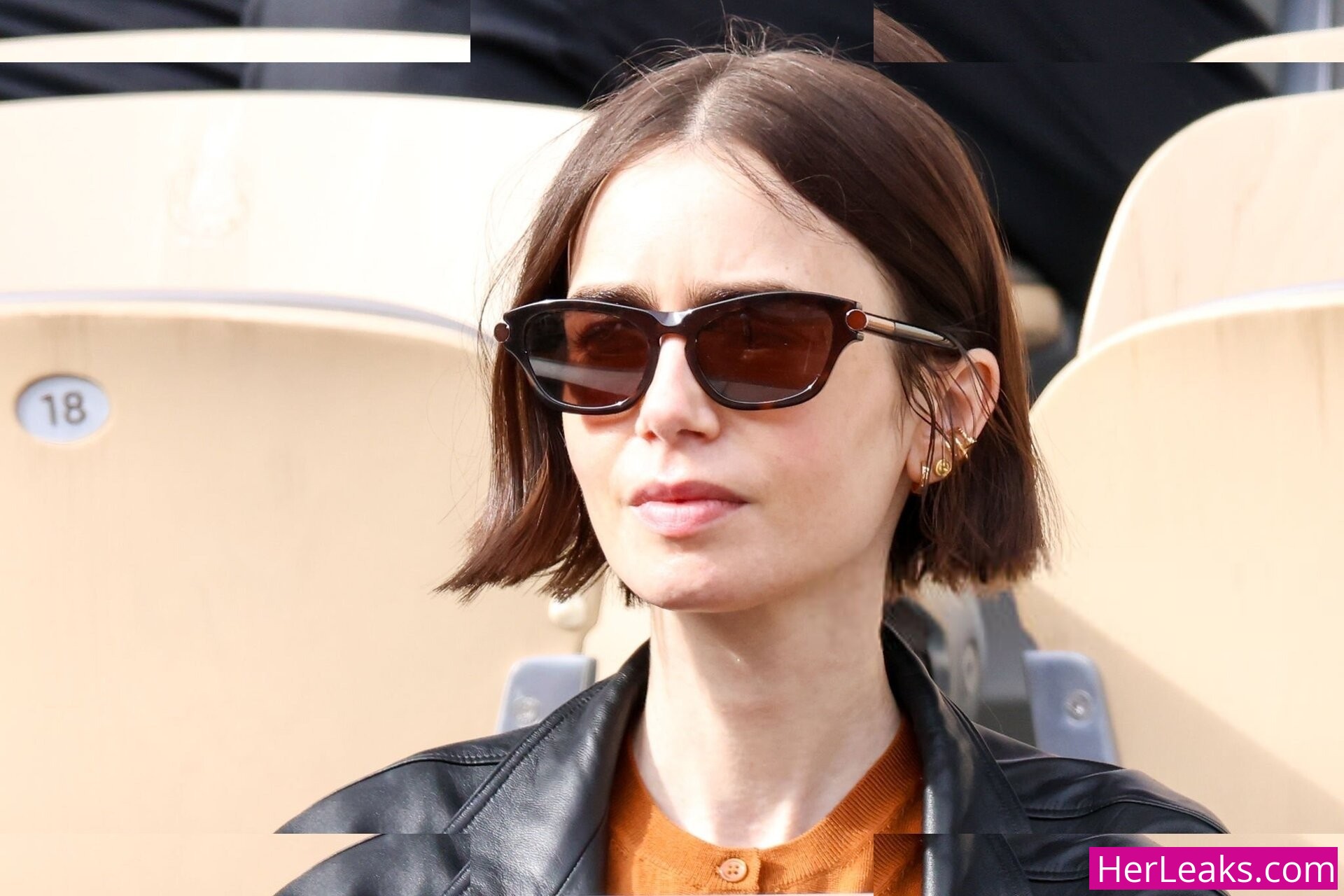 Lily Collins - Image 8