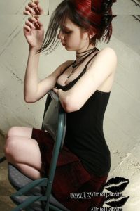 Liz Vicious - Image 153