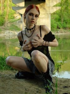 Liz Vicious - Image 89