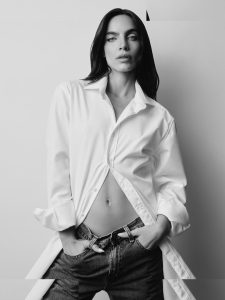Maria Gabriela De Faria - Image 21