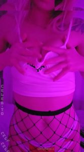Natalie Wayne - Image 18