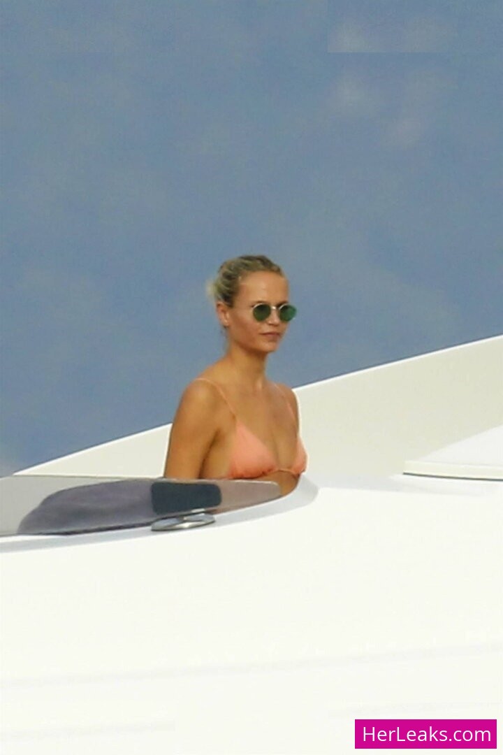Natasha Poly - Image 186