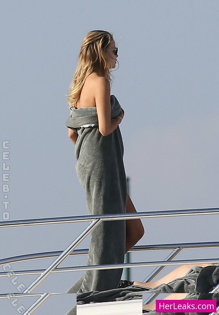 Natasha Poly - Image 42