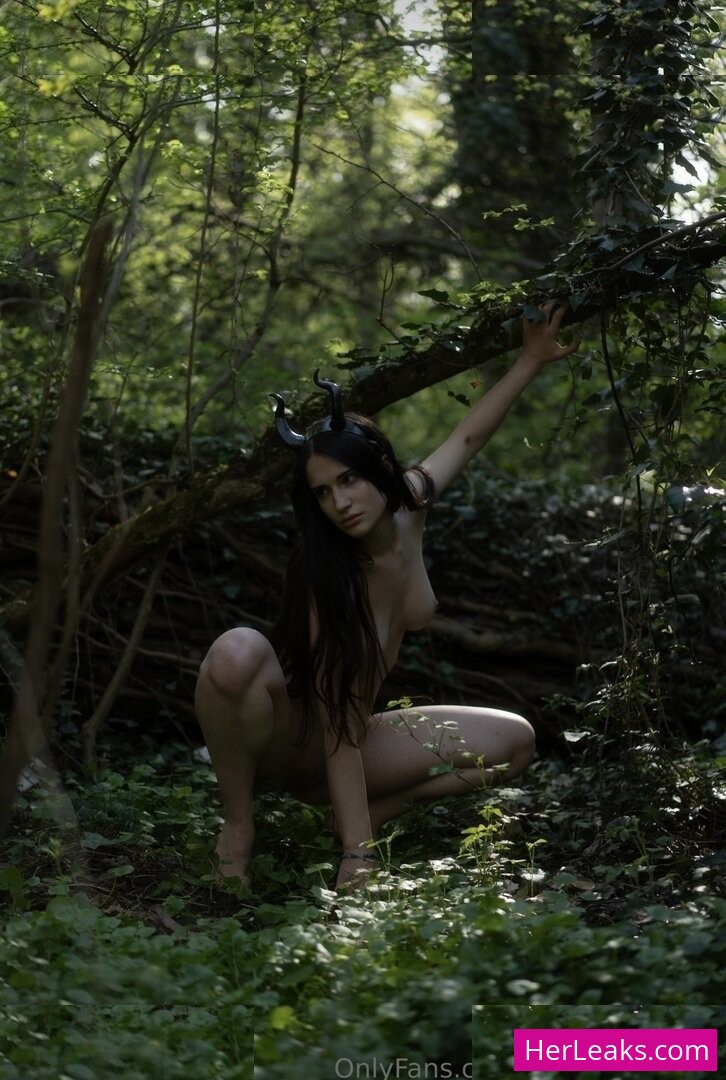 Naya Dickson - Image 38