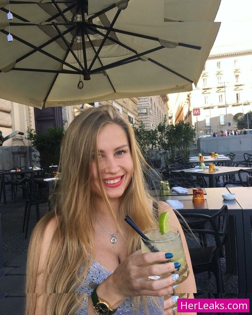 Olga Velichko - Image 20