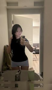 Sua Lee - Image 33