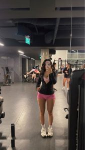 Sua Lee - Image 17