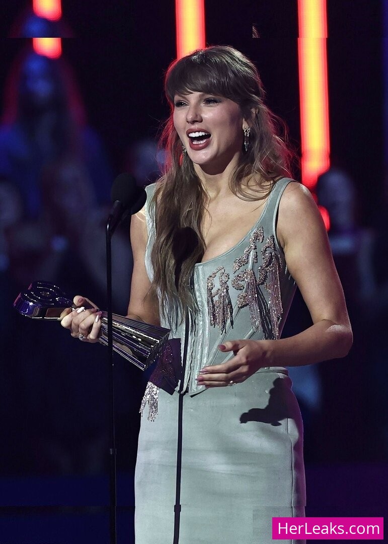 Taylor Swift - Image 149