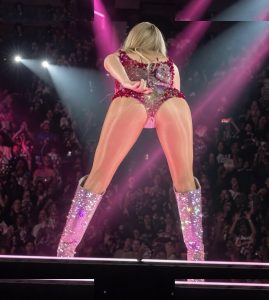 Taylor Swift - Image 99