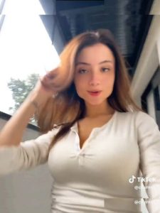 Cica Hintz - Image 19