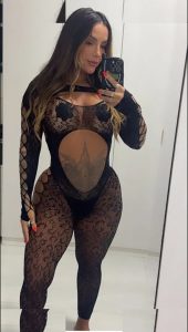 Debora Brasil 21 - Image 7