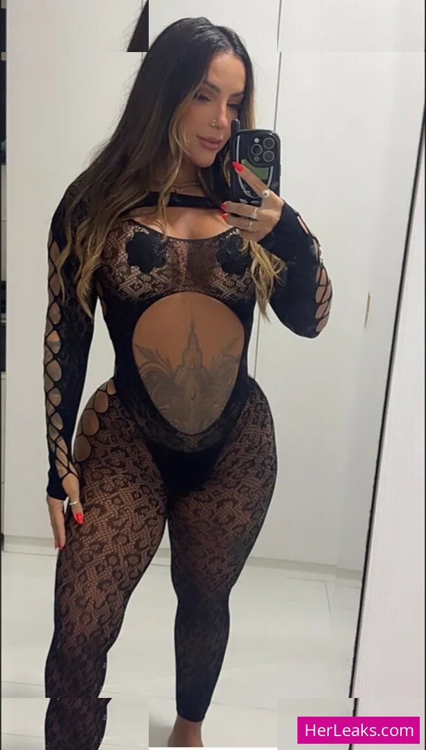Debora Brasil 21 - Image 7