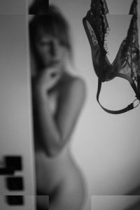 Doris Sensual - Image 3