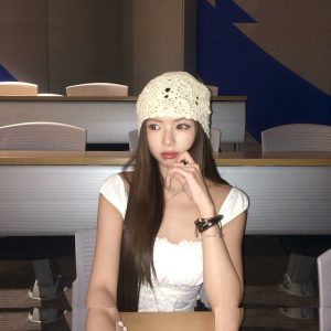 Elyn Leong - Image 155