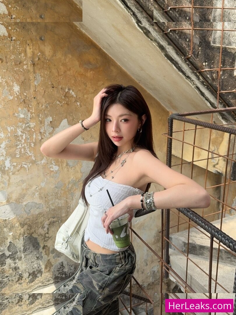 Elyn Leong - Image 130