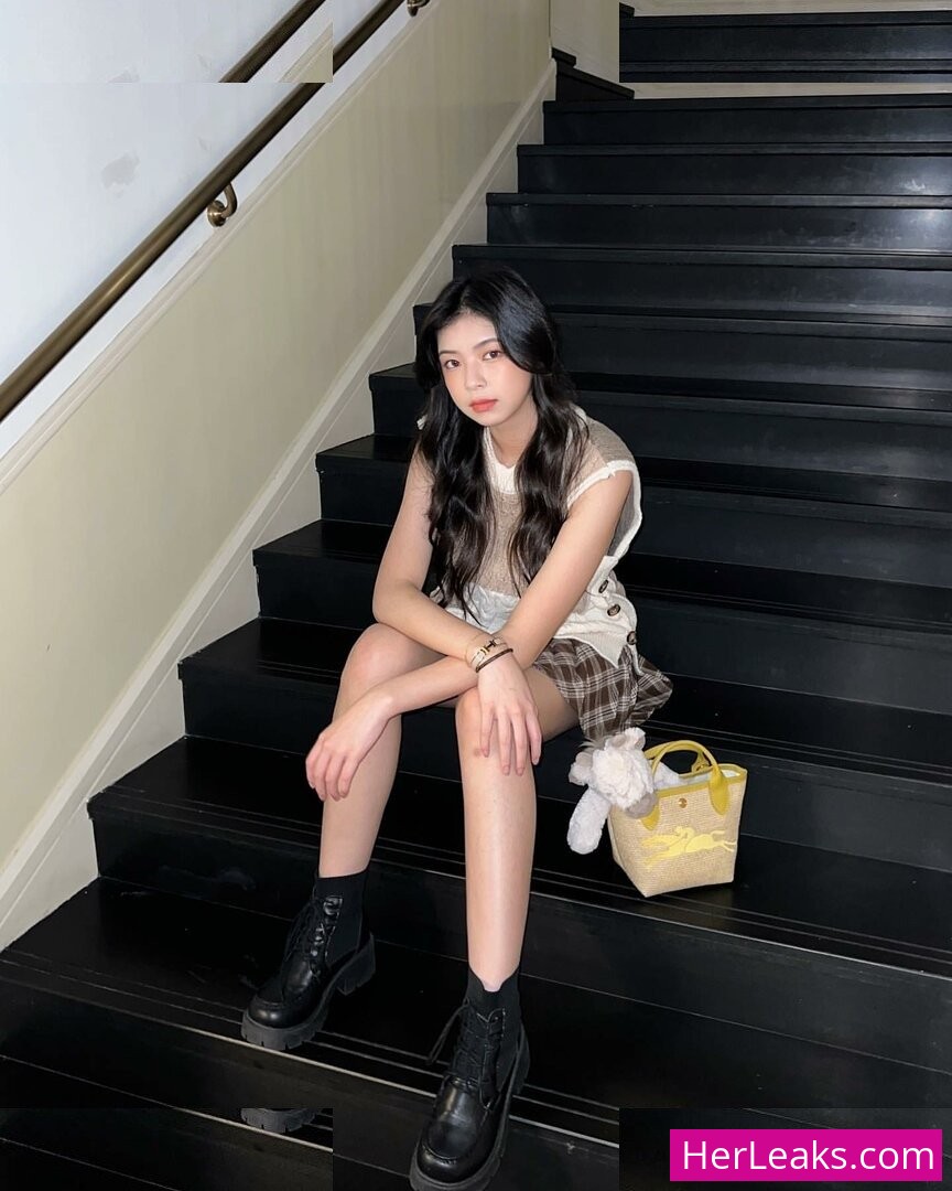 Elyn Leong - Image 104
