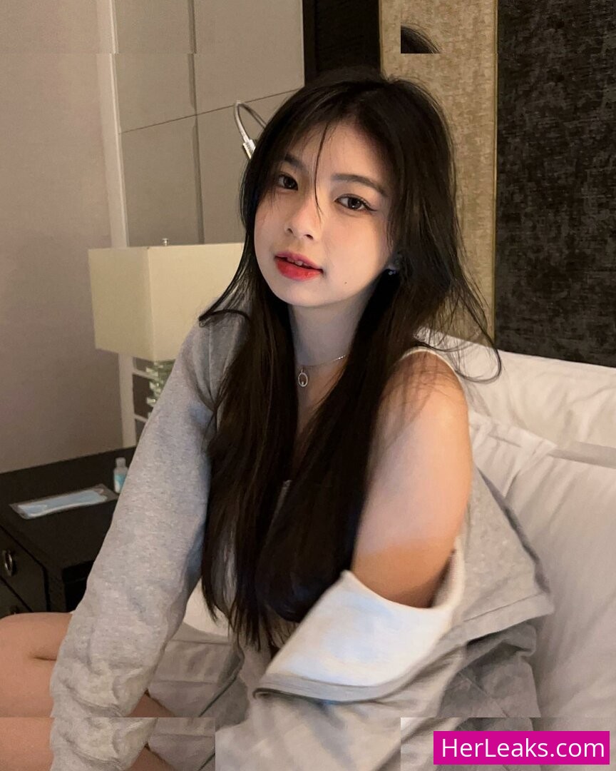 Elyn Leong - Image 101