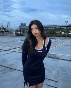 Elyn Leong - Image 86