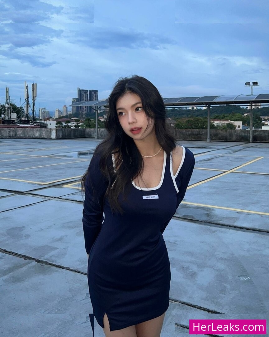 Elyn Leong - Image 86