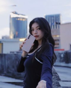 Elyn Leong - Image 85