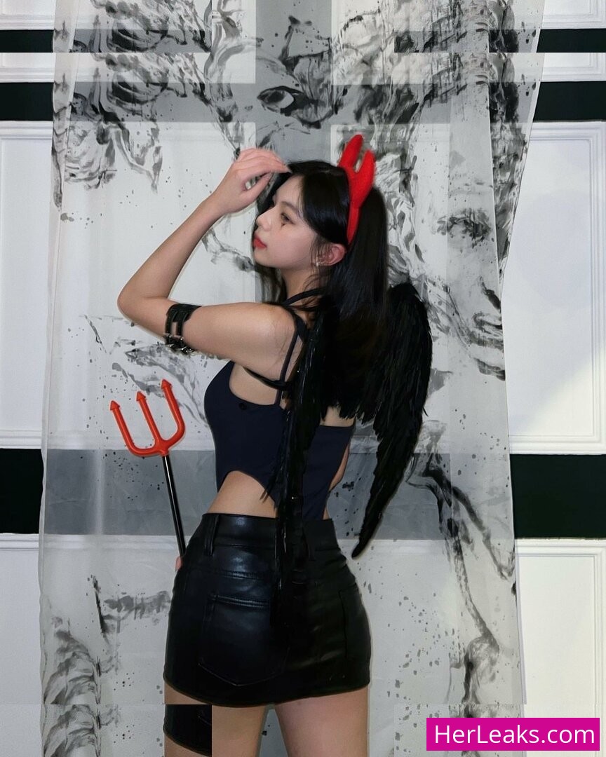 Elyn Leong - Image 84