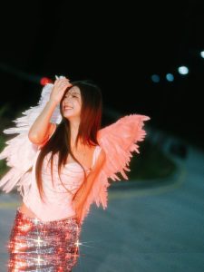 Elyn Leong - Image 72