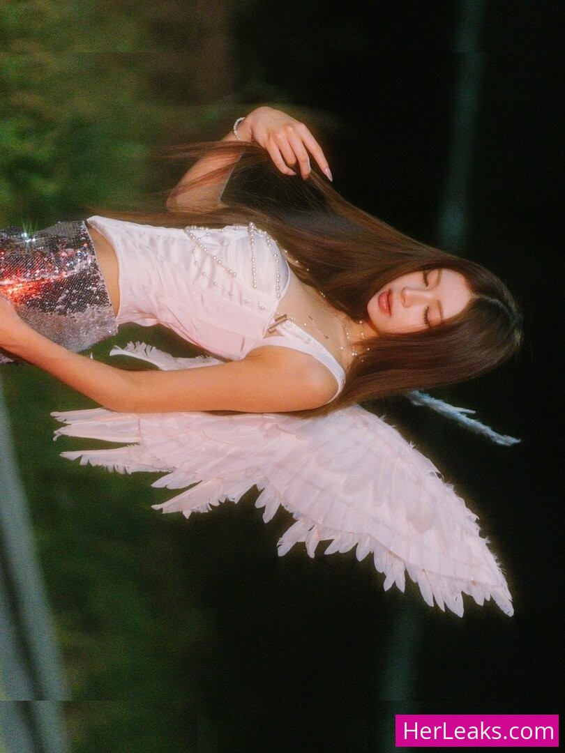 Elyn Leong - Image 71