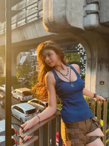Elyn Leong - Image 24