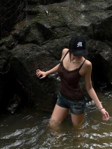 Elyn Leong - Image 16