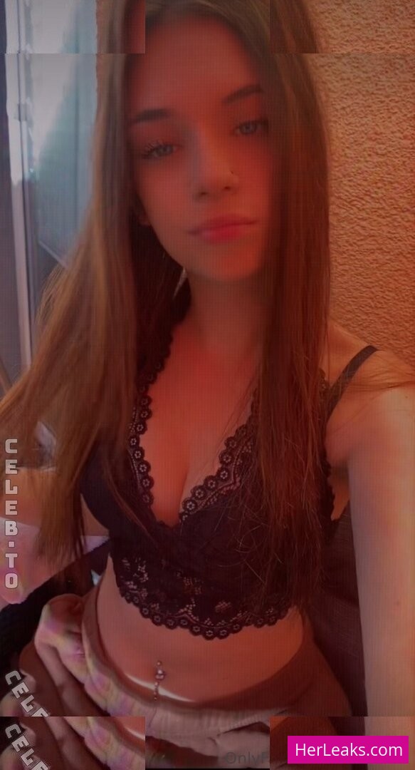 Lena Devis - Image 144