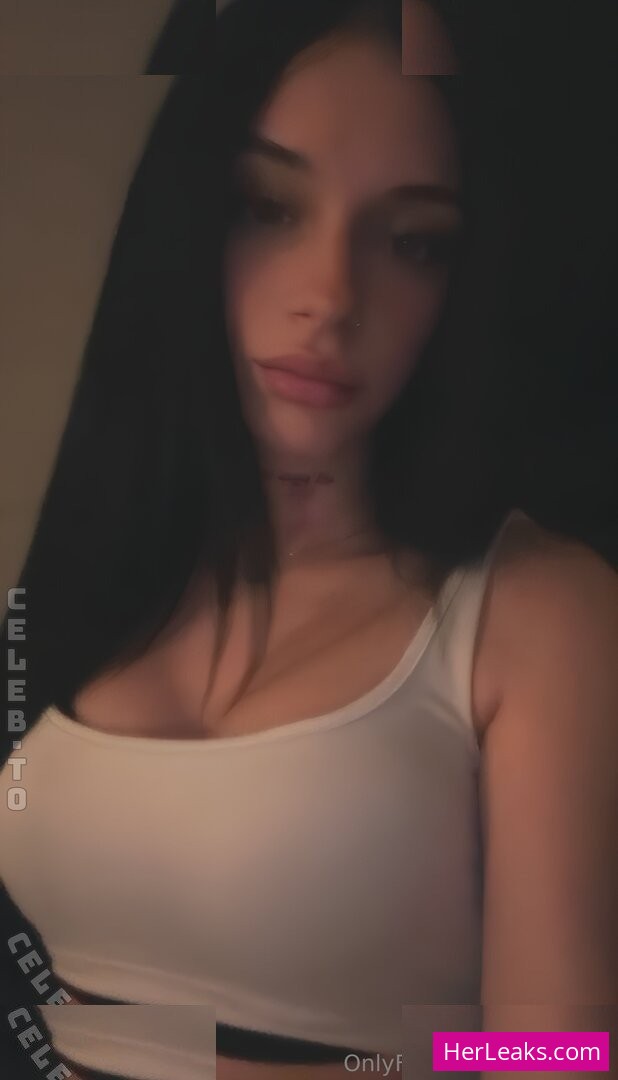 Lena Devis - Image 99