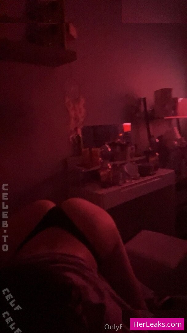 Lena Devis - Image 59