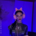 Lena Devis - Image 6