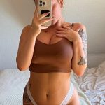 Leyla Petrow - Image 12